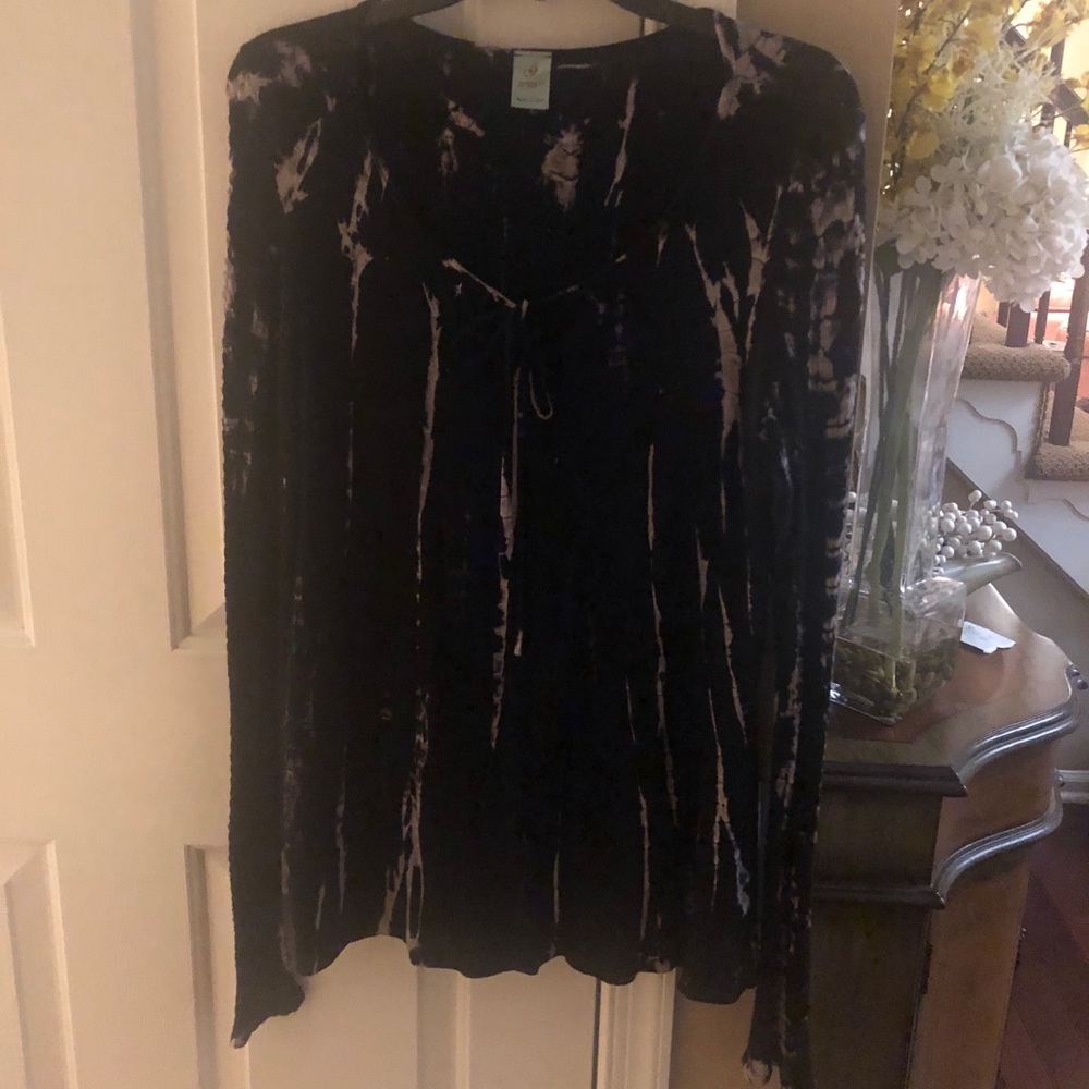 G Scent long sleeve top size Large